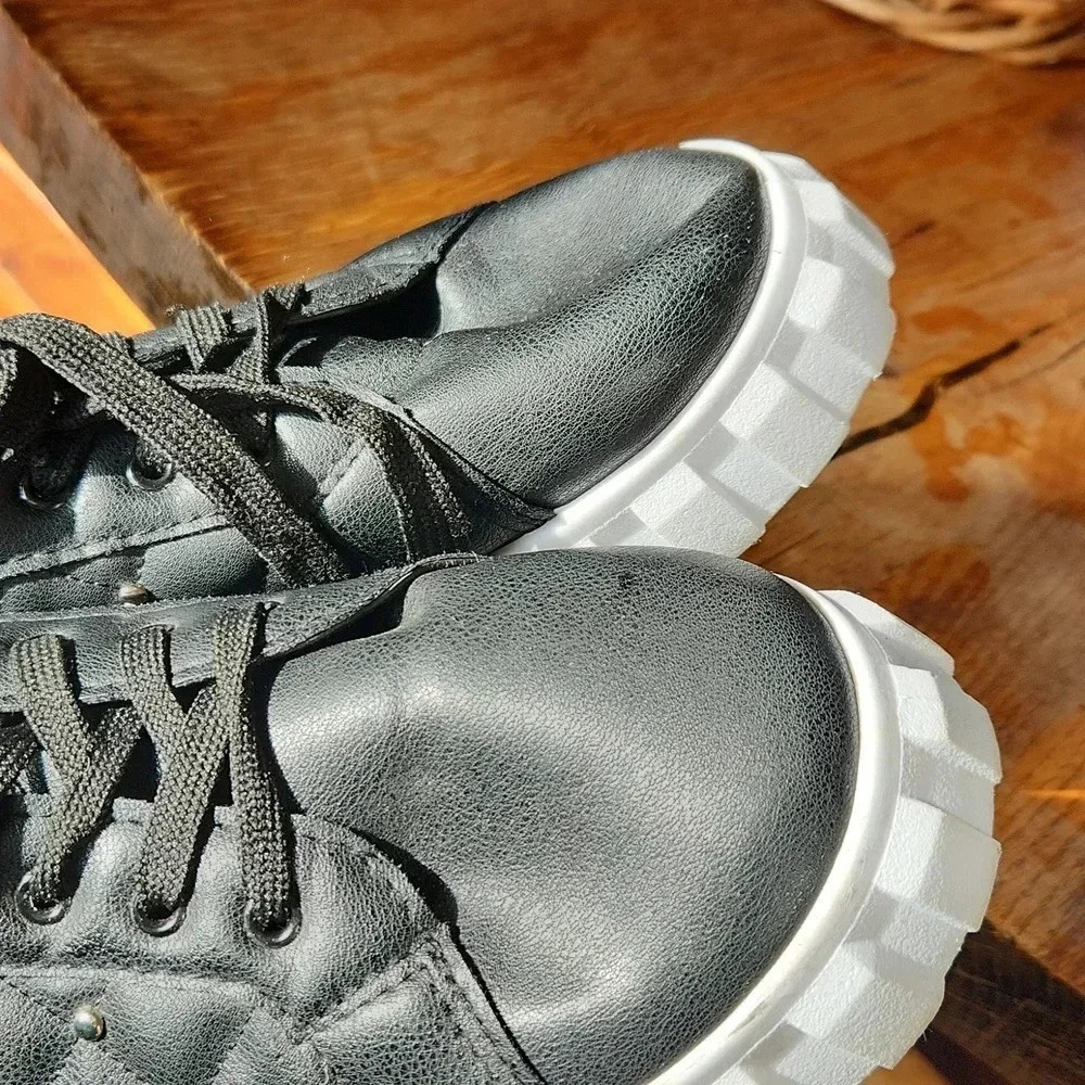 Quilted Embellished Sneakers sz 10‎ Black edgy punk - Picture 13 of 15